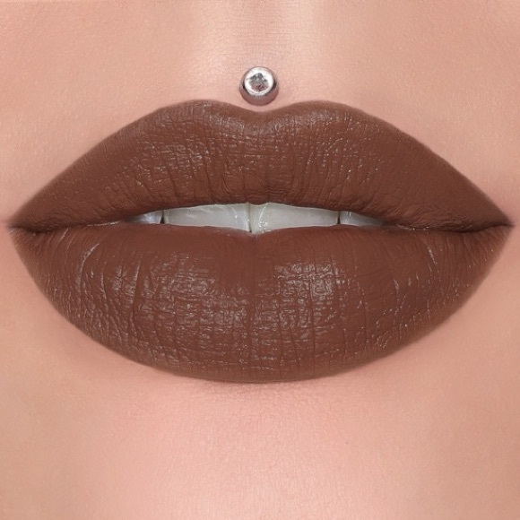 Jeffree Star Other - Jeffree Star Cosmetics Velvet Trap Lipstick Dominatrix